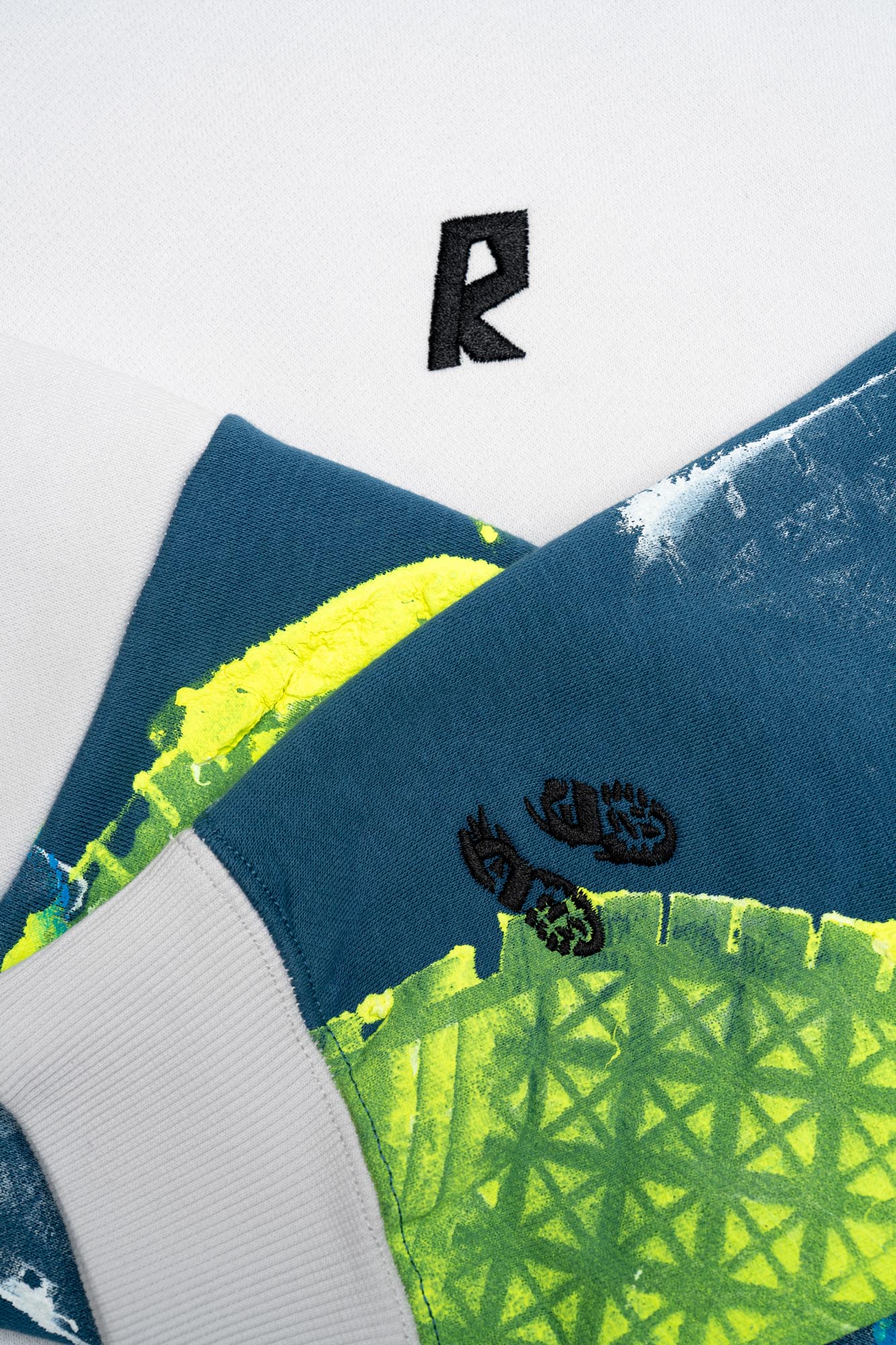 LIMITED EDITION GREY STAMPEDE HOODIE - Image 5